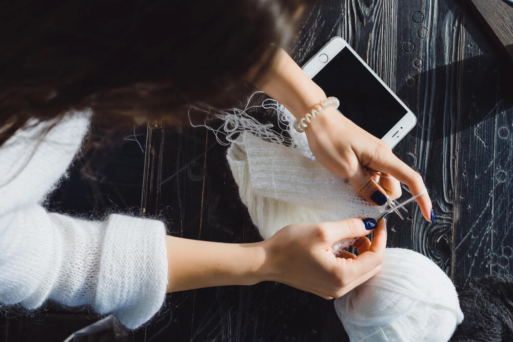 Why Hobbies That Use Your Hands Are The Best For Relaxation