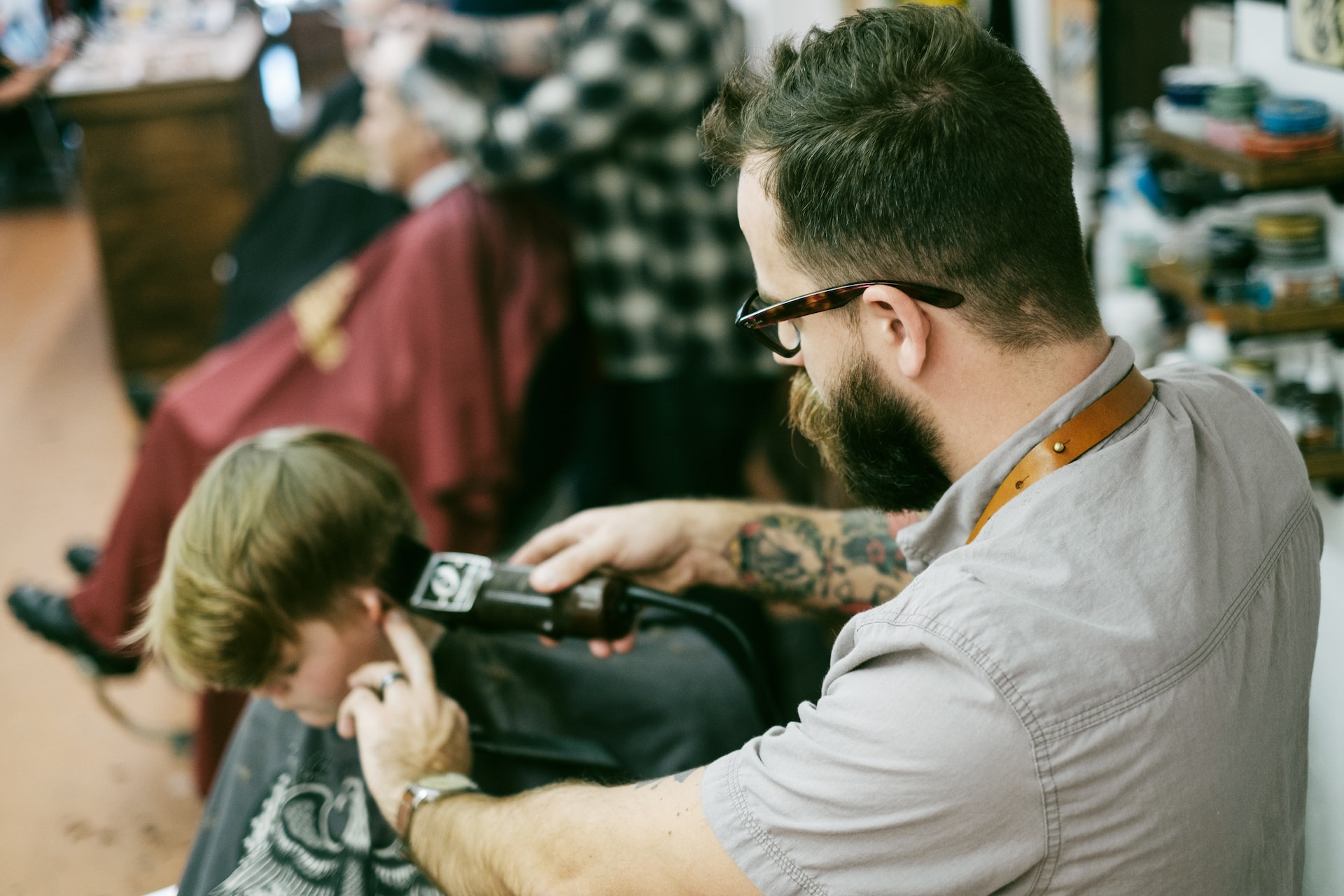 Useful Tips for Moms of Kids with Haircut Anxiety