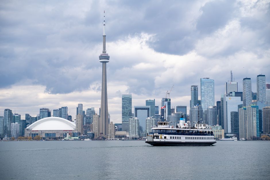 Toronto To Quebec City Road Trip Planner: Toronto to Quebec City Road Trip: The Only Planner You Need