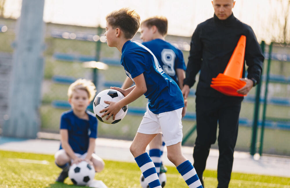 Why Become a Youth Football Coach?